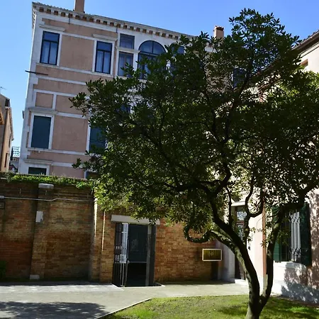 S. Fosca - Cpu Hostel Venedik